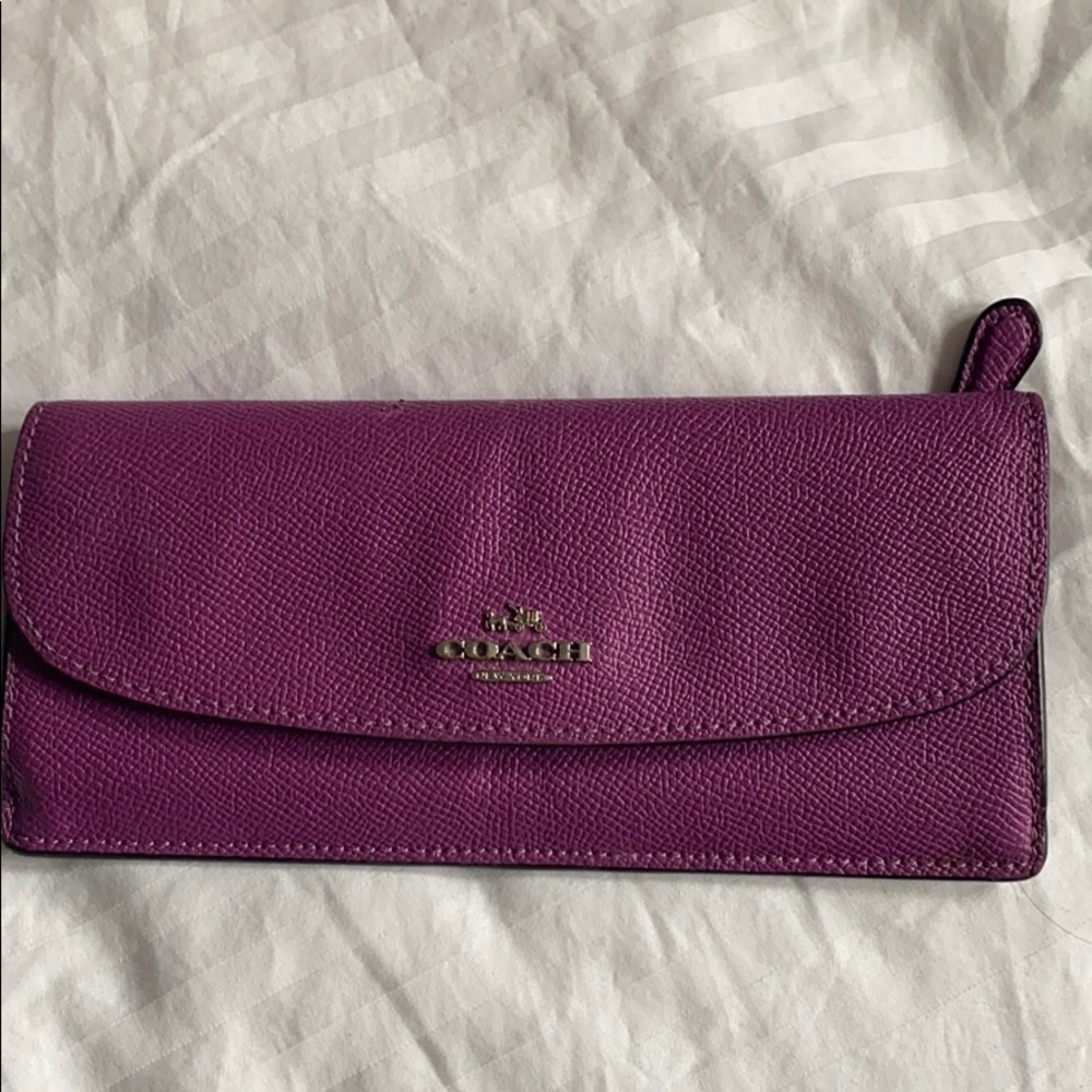 Purple coach wallet💜💜💜